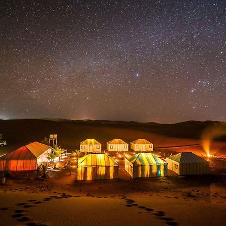 Sahara Luxury Glamping Hotel Merzouga Buitenkant foto