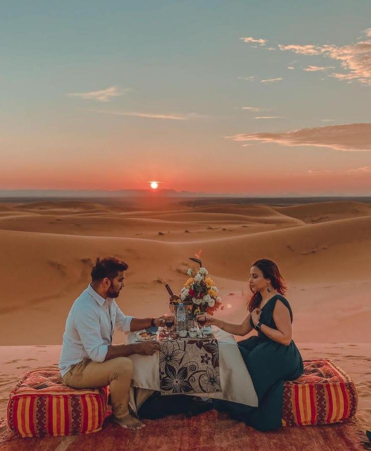 Sahara Luxury Glamping Hotel Merzouga Buitenkant foto
